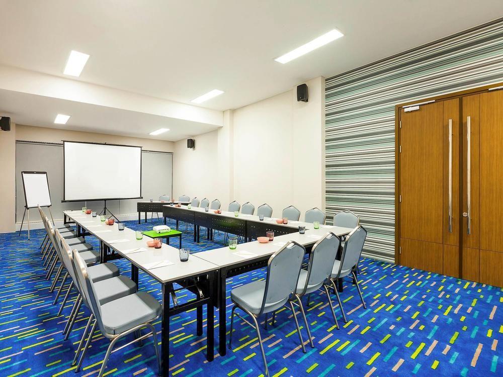 Deka Hotel Surabaya Hr Muhammad Exterior foto