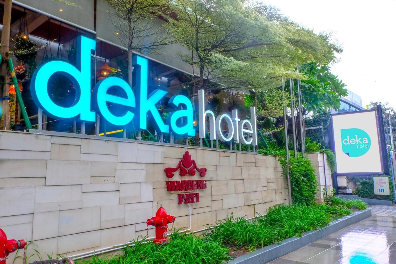 Deka Hotel Surabaya Hr Muhammad Exterior foto
